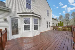 Deck Floor Covering Ideas